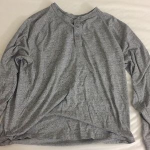 Long sleeve pullover sweater